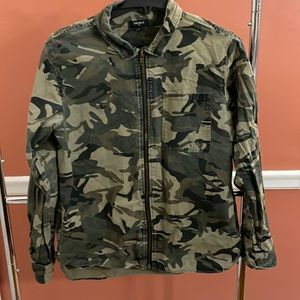 Men Size M Camo Jacket Forever21